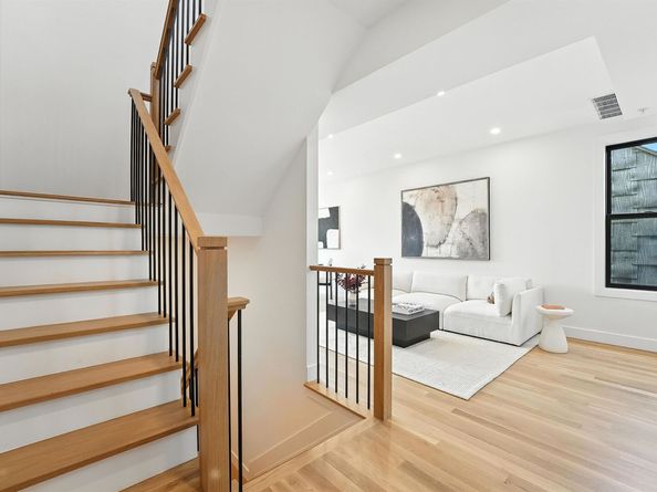 28 Beacon Ave 3, Jersey City NJ 07306