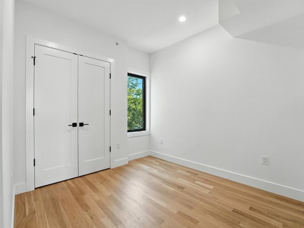 28 Beacon Ave 3, Jersey City NJ 07306