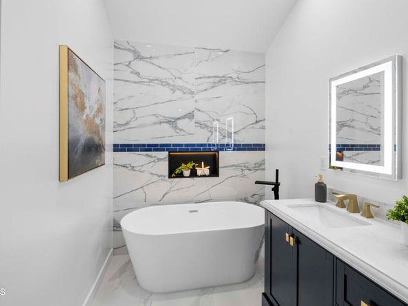 529 N Griffith Park Drive, Burbank CA 91506