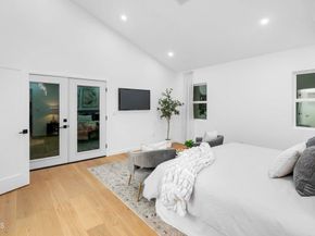 529 N Griffith Park Drive, Burbank CA 91506