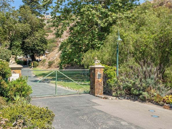 2072 Hidden Valley Canyon Road, Laguna Beach CA 92651