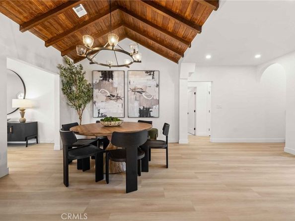11333 Montana Avenue, Los Angeles CA 90049