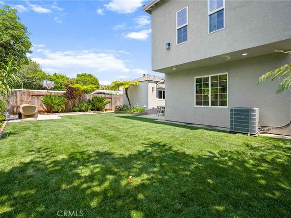 11333 Montana Avenue, Los Angeles CA 90049
