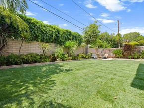 11333 Montana Avenue, Los Angeles CA 90049