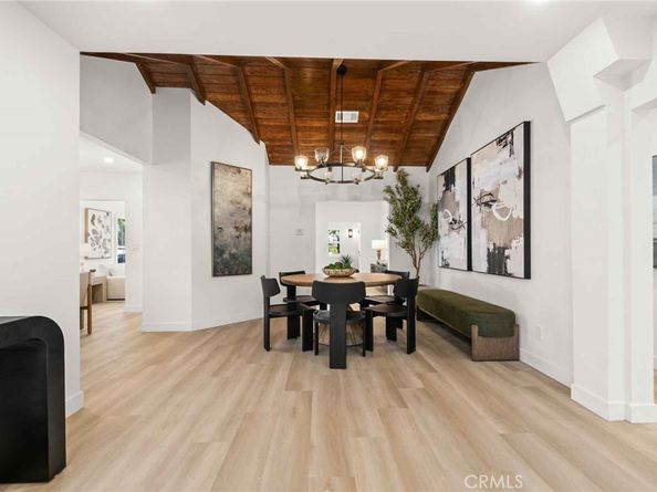 11333 Montana Avenue, Los Angeles CA 90049