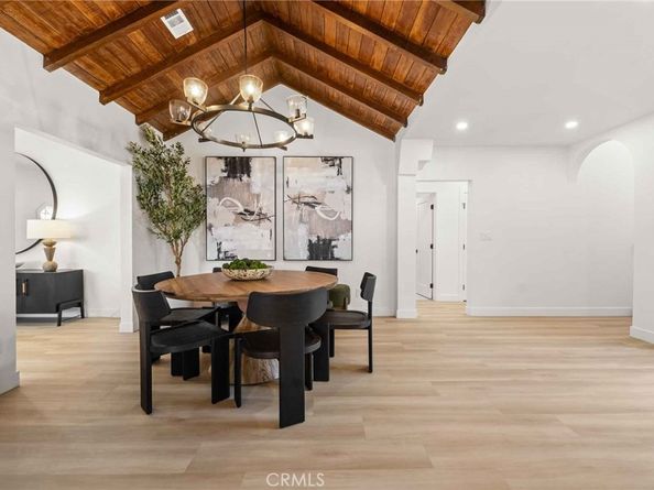 11333 Montana Avenue, Los Angeles CA 90049