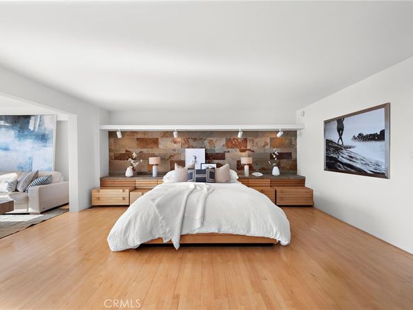 420 Alta Vista Way, Laguna Beach CA 92651