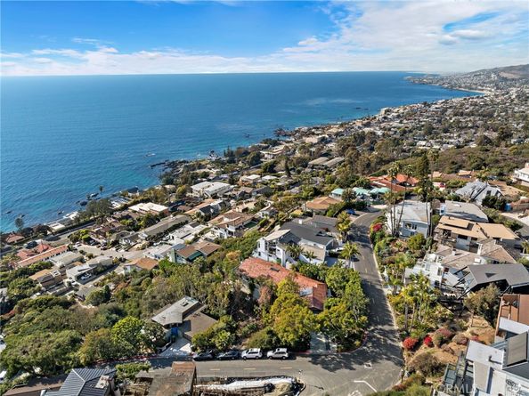 420 Alta Vista Way, Laguna Beach CA 92651