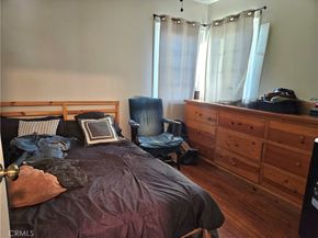 11825 Menlo Avenue, Hawthorne CA 90250