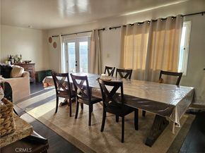 11825 Menlo Avenue, Hawthorne CA 90250