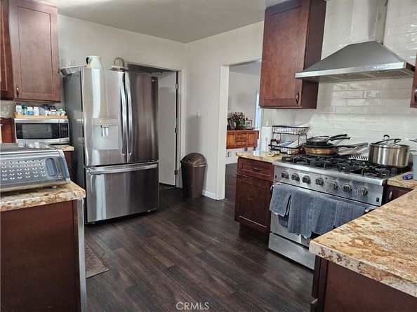 11825 Menlo Avenue, Hawthorne CA 90250