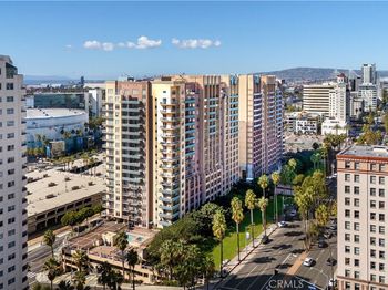 488 E Ocean Boulevard
