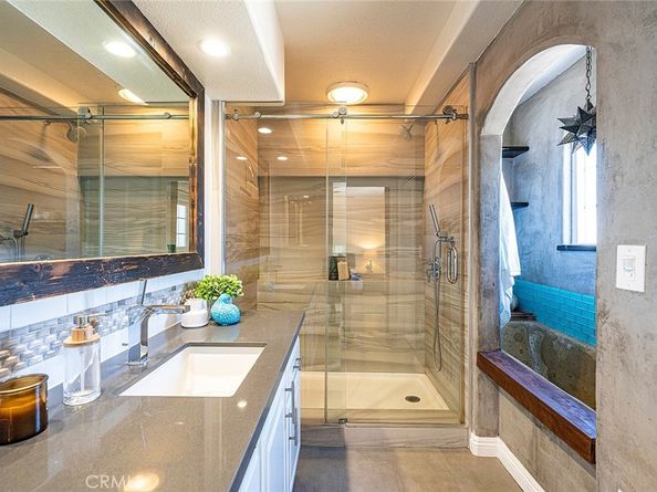 825 W 6th Street 3, San Pedro CA 90731