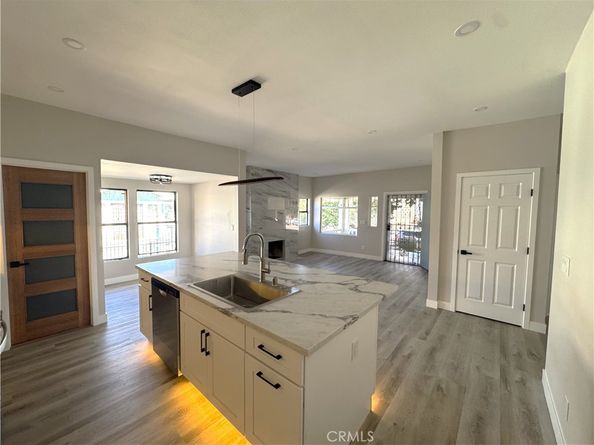 529 W 10th, Long Beach CA 90813