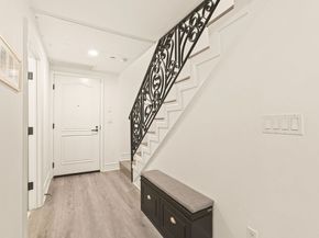 820 S Bedford 105, Los Angeles CA 90035