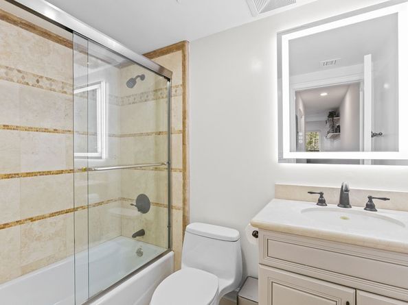 820 S Bedford 105, Los Angeles CA 90035