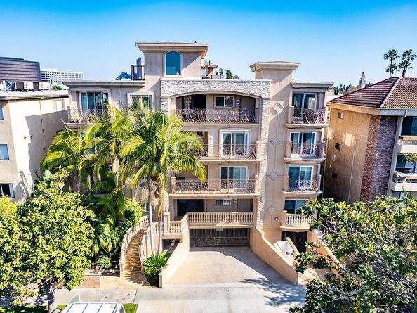 820 S Bedford 105, Los Angeles CA 90035