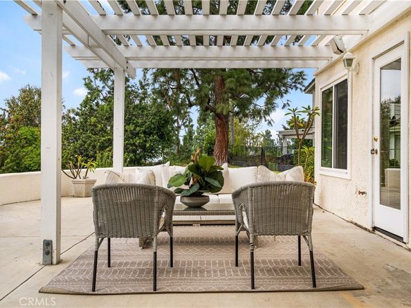 698 S Gentry, Anaheim Hills CA 92807