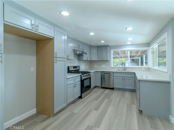 518 W Alpine, Santa Ana CA 92707