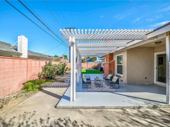 1325 E Romneya, Anaheim CA 92805