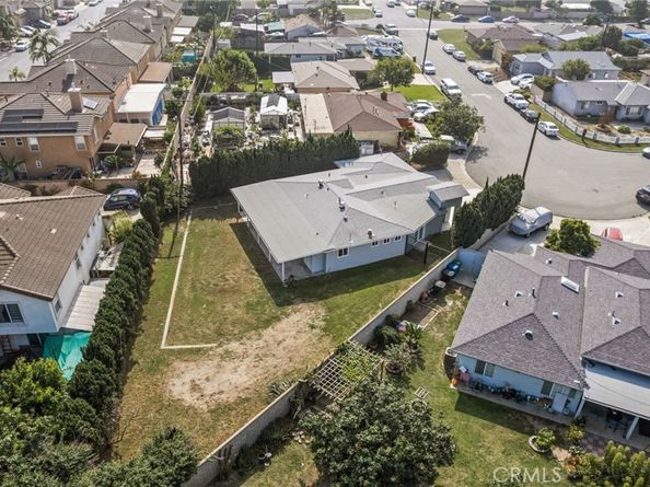 9175 Sabre Lane, Westminster CA 92683