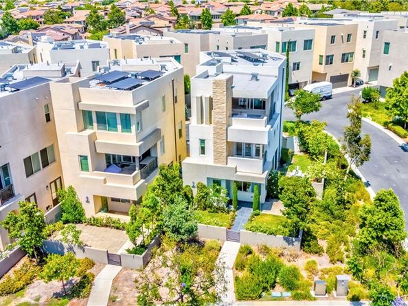 195 Stellar, Irvine CA 92618