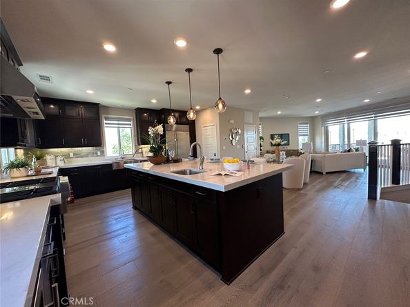 195 Stellar, Irvine CA 92618