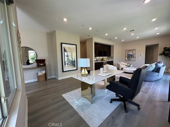 195 Stellar, Irvine CA 92618