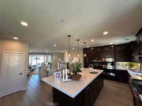 195 Stellar, Irvine CA 92618