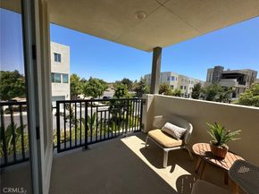 195 Stellar, Irvine CA 92618