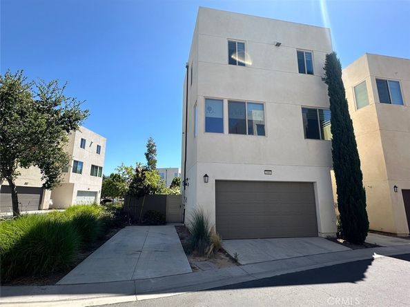 195 Stellar, Irvine CA 92618