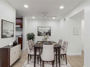 1044 Cabrillo Park B, Santa Ana CA 92701