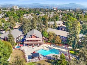 1044 Cabrillo Park B, Santa Ana CA 92701