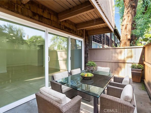 1044 Cabrillo Park B, Santa Ana CA 92701