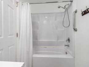 1044 Cabrillo Park B, Santa Ana CA 92701