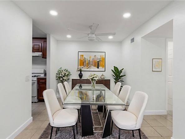 1044 Cabrillo Park B, Santa Ana CA 92701