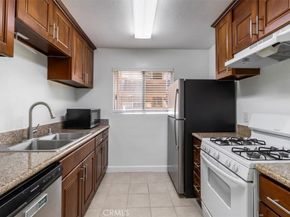 1044 Cabrillo Park B, Santa Ana CA 92701