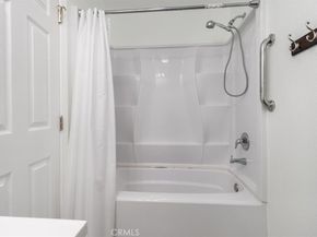 1044 Cabrillo Park B, Santa Ana CA 92701