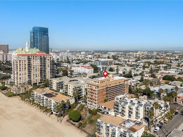 1030 E Ocean 308, Long Beach CA 90802