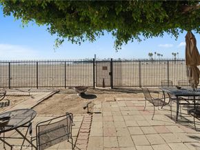 1030 E Ocean 308, Long Beach CA 90802