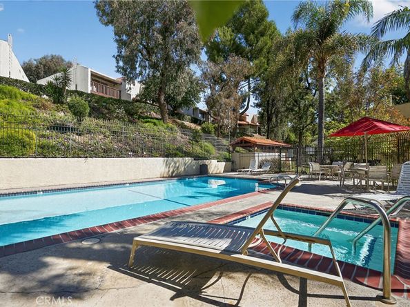 9531 Via Salerno, Burbank CA 91504