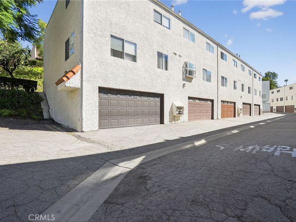 9531 Via Salerno, Burbank CA 91504