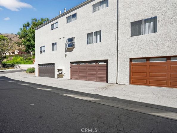 9531 Via Salerno, Burbank CA 91504