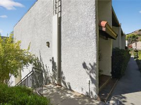 9531 Via Salerno, Burbank CA 91504