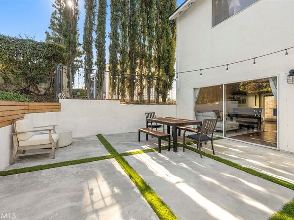 6093 E Brighton, Anaheim CA 92807