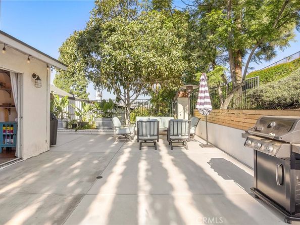 6093 E Brighton, Anaheim CA 92807