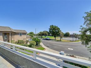 4565 Almond Avenue, Seal Beach CA 90740