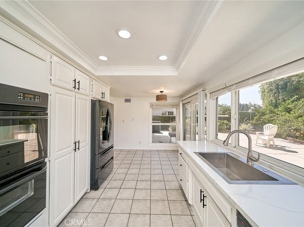4565 Almond Avenue, Seal Beach CA 90740