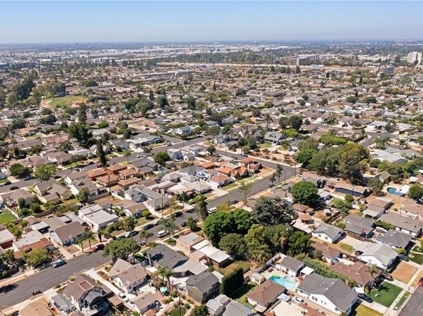 123 Orange Grove Avenue, Placentia CA 92870