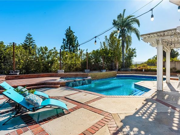 3216 E Ridgeway Road, Orange CA 92867